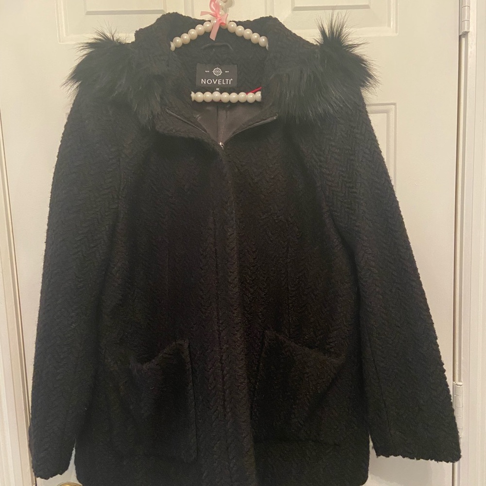 Black winter Jacket - Picture 3 of 13